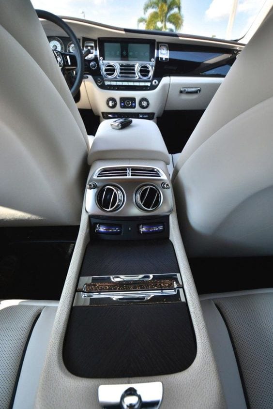 ROLLS ROYCE LUXURY INTERIOR