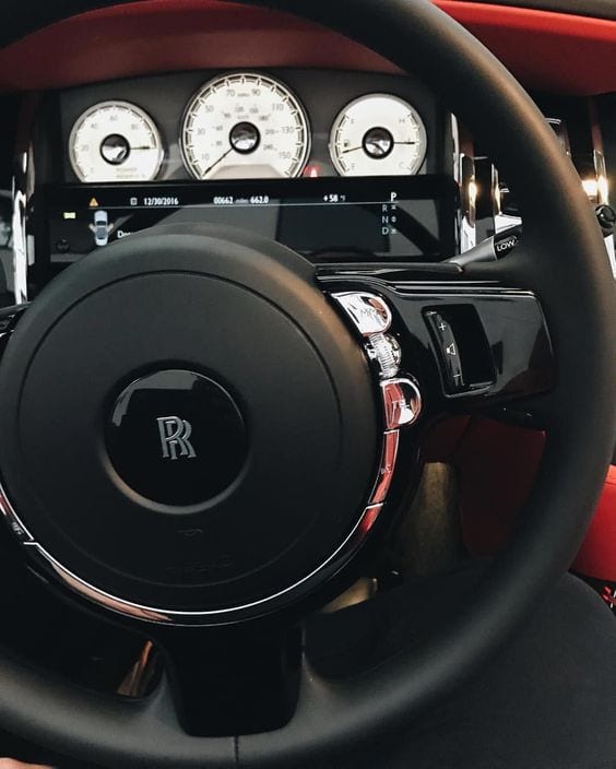 ROLLS ROYCE STEERING WHEEL INTERIOR