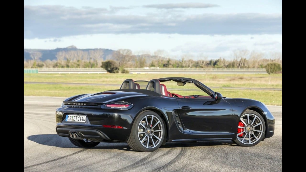 Porsche 718 Black