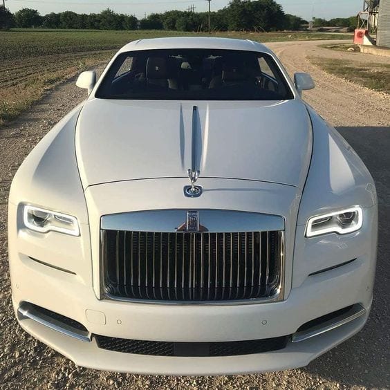 ROLLS ROYCE WHITE LUXURY