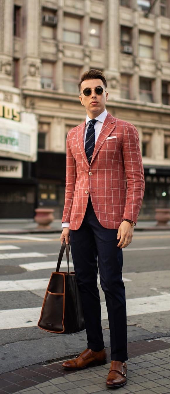 Different ways to style office wear