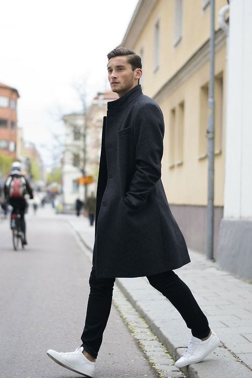 Black-Long-Overcoat-with-White-Sneakers-1