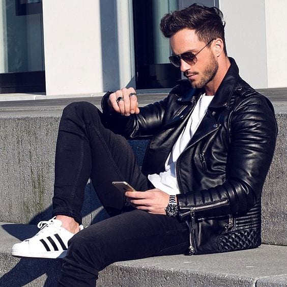 Dress-in-Black-Leather-Jacket-Black-Skinny-Jeans-and-one-can-complete-the-outfit-by-wearing-White-Adidas-Sneakers-1