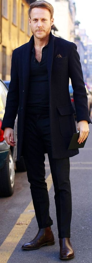 The-complete-black-Outfit-with-Black-Overcoat-1