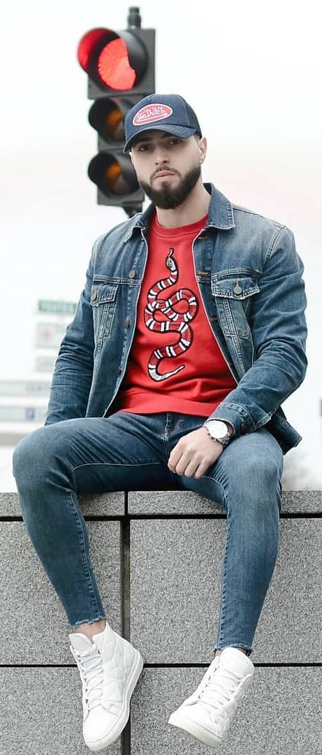 Trendy-Crew-Neck-T-shirt-Outfit-Ideas-For-Men