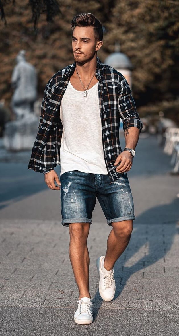 5 Denim Shorts Outfit Ideas For Men To Look Cool