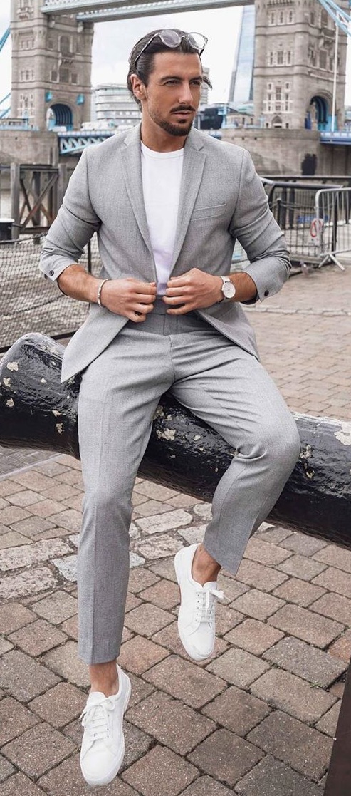 Dapper Grey Suit Outfit For Men