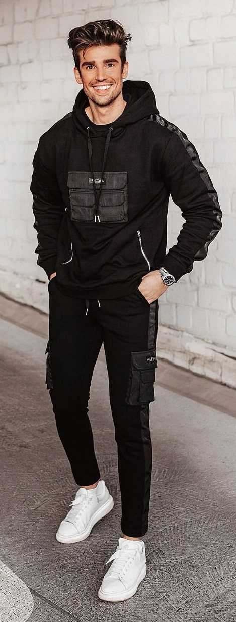 Black Hoodie-Cargo Pants-White Sneaker- Outfit Ideas