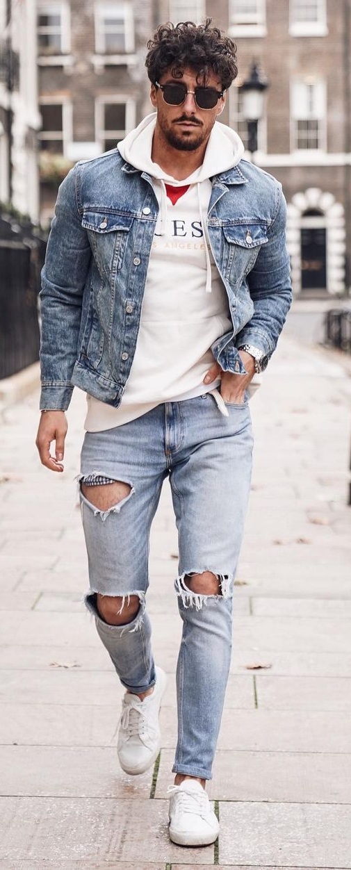 Hoodie and Denim Combo To Try This Winter