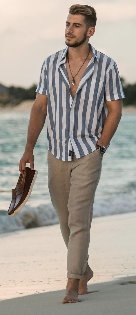 Shirt- Chinos- Outfit-Ideas-For- Summer