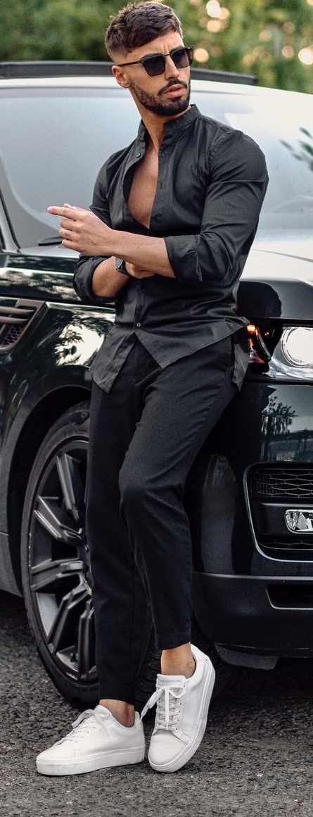 Hottest All Black Outfit Idea for Men