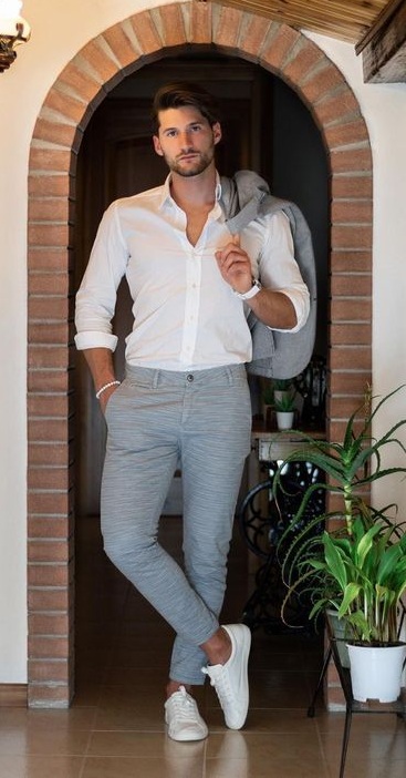 White Shirt outfit for a impressive date night outfit
