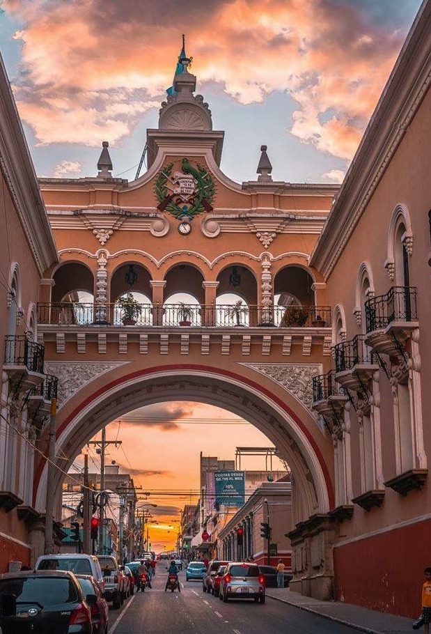 Antigua Guatemala - Couple Destination for old school lovers