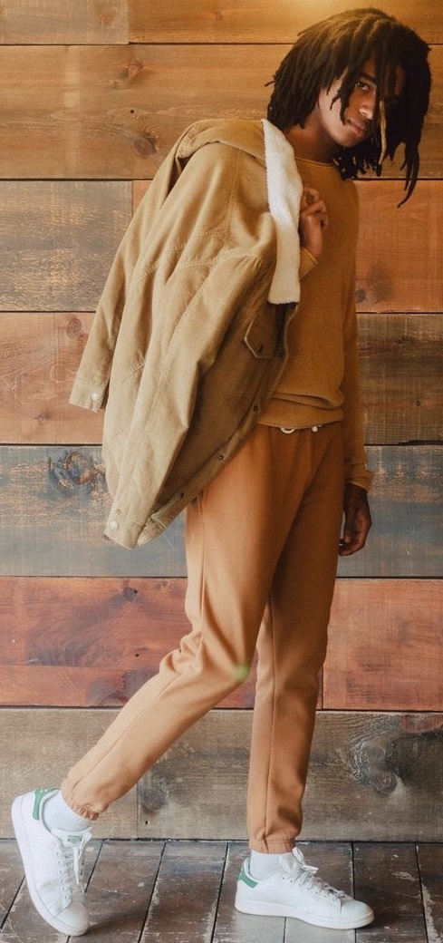 twill jogger outfit