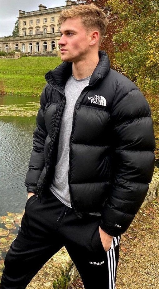 Quilted Puffer Jacket in black color