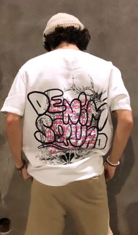 white back printed T-shirt