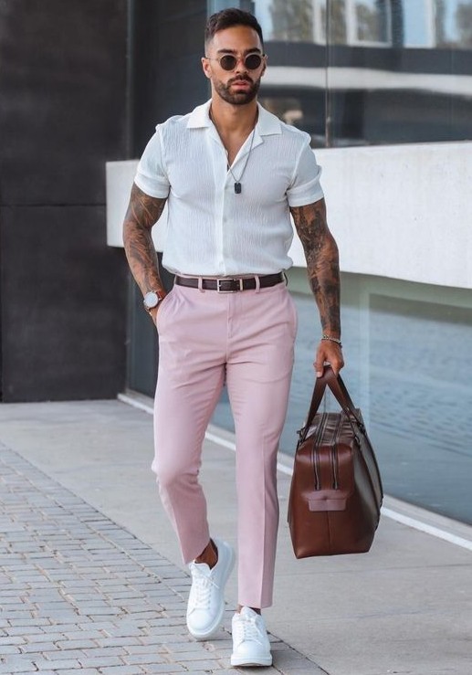 Dusty Rose Trouser and White T-shirt Outfits